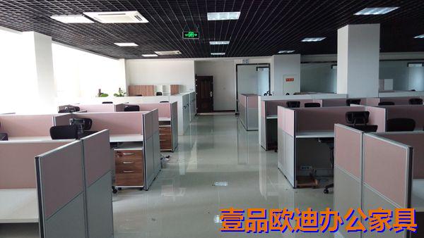 有哪些因素影響辦公屏風(fēng)工位的價格呢？