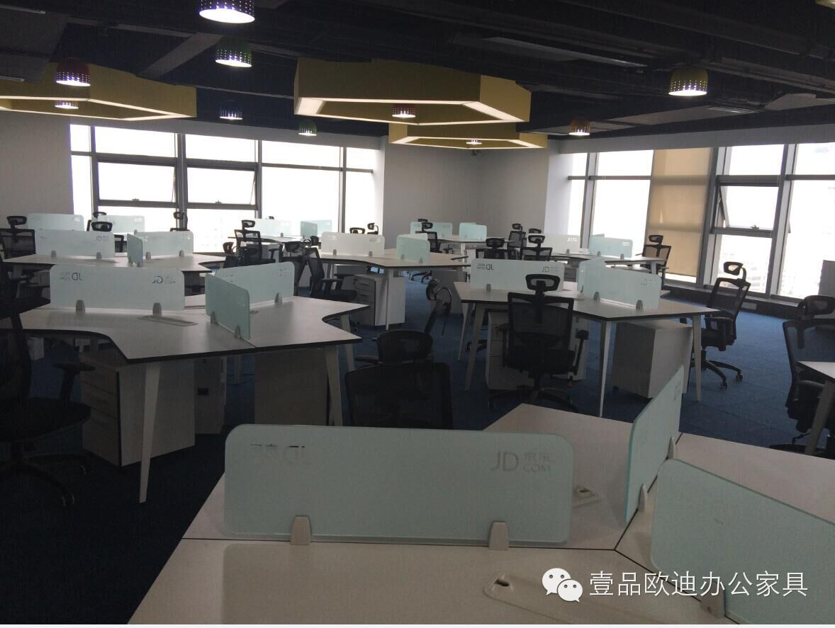 這樣的辦公環(huán)境就算加班都興奮！-壹品歐迪工程案例