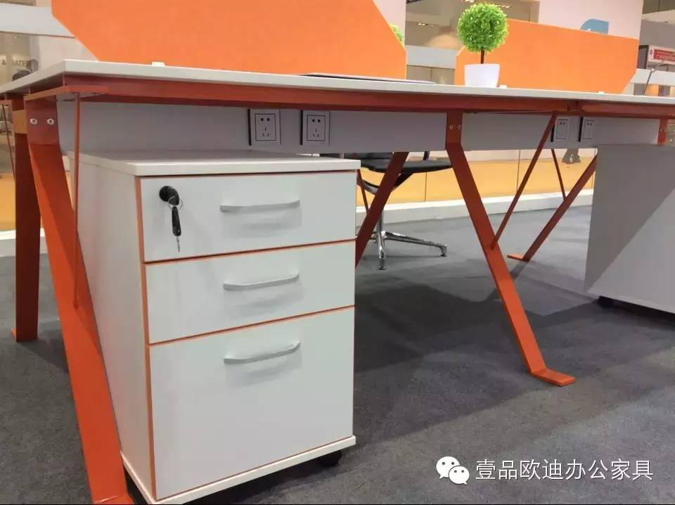 壹品歐迪攜新品亮相2015上海家具展！