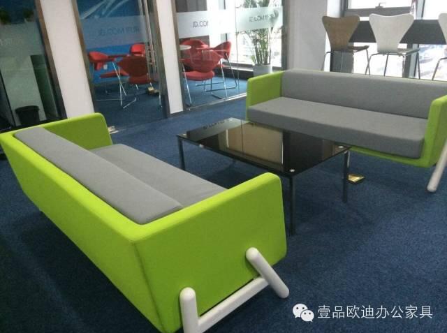 【央視新聞客戶端】京東JD讓老百姓放心網(wǎng)購，壹品歐迪讓京東JD綠色辦公