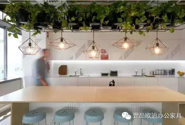 為什么辦公室里一定要養(yǎng)植物？-壹品歐迪辦公家具