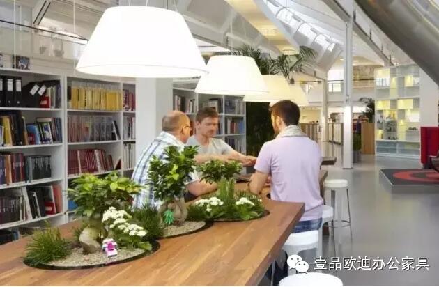 為什么辦公室里一定要養(yǎng)植物？-壹品歐迪辦公家具