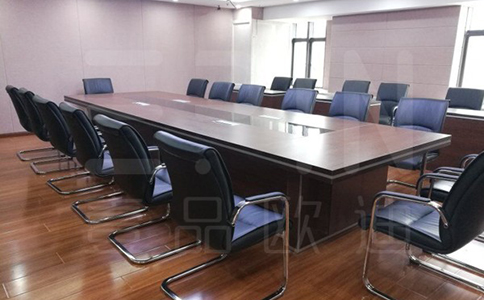 成都企業(yè)采購鋼木辦公家具有哪些注意事項